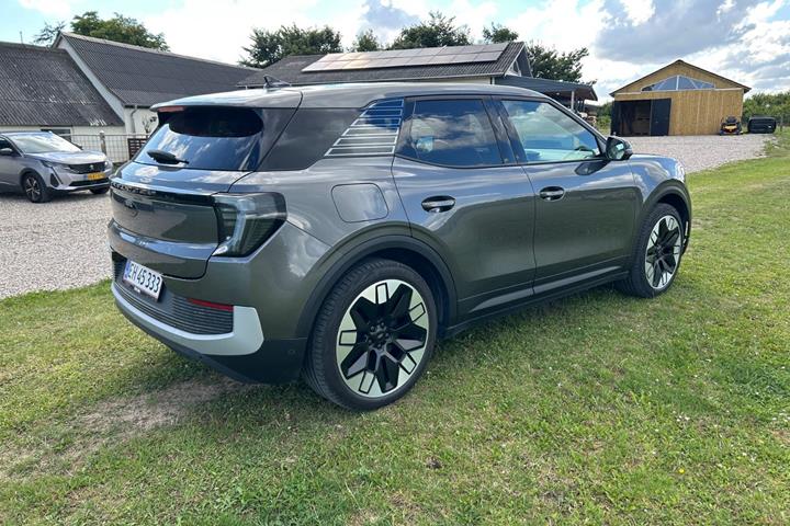 Grå Ford Explorer fra 2025