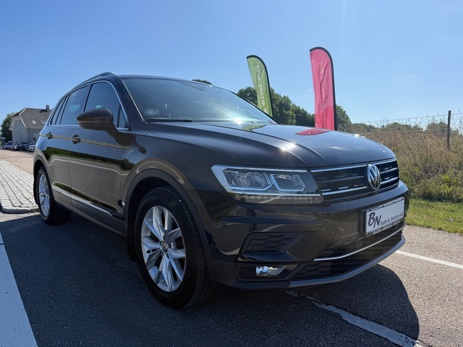 Sort VW Tiguan fra 2018