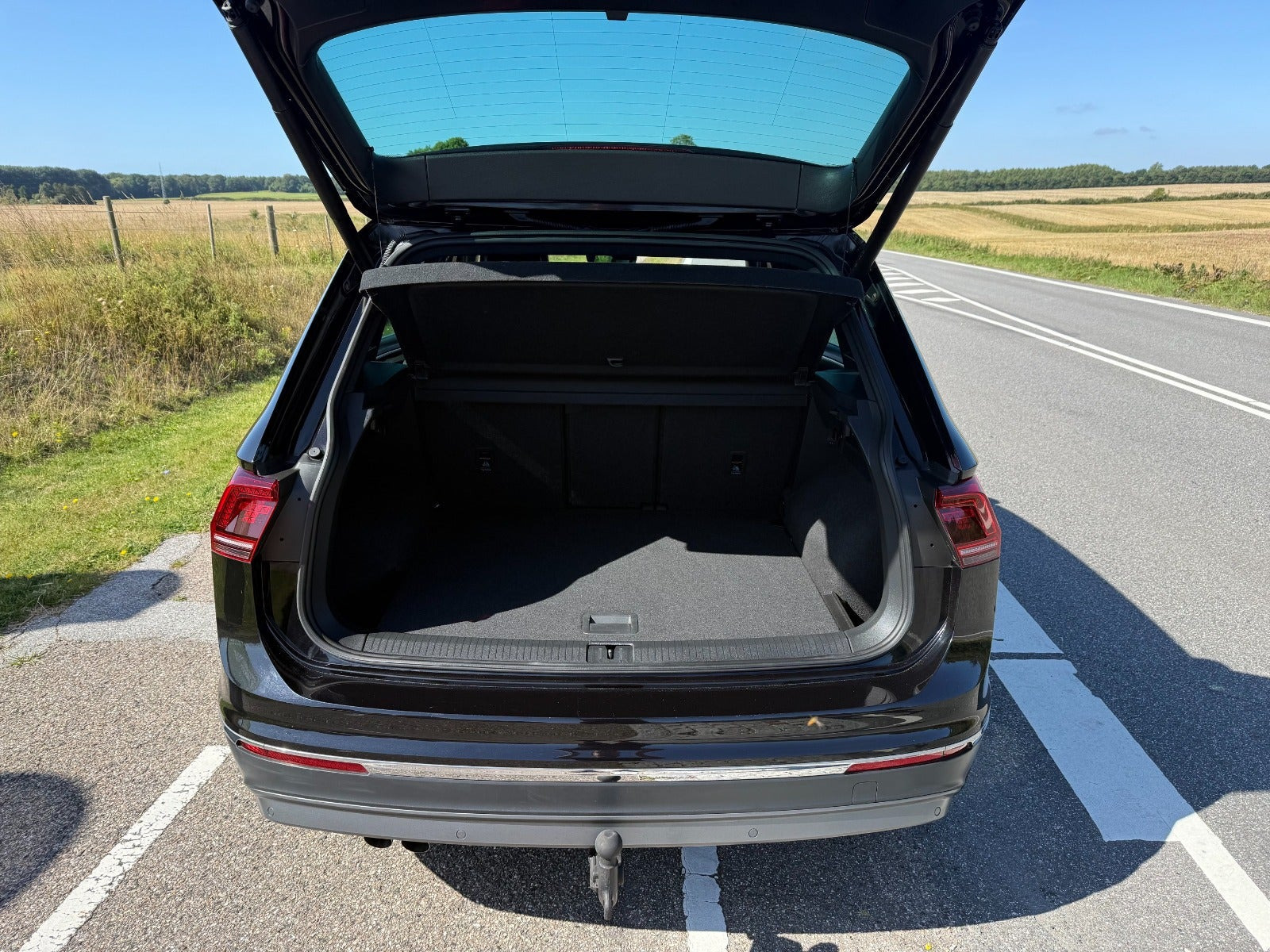 Sort VW Tiguan fra 2018