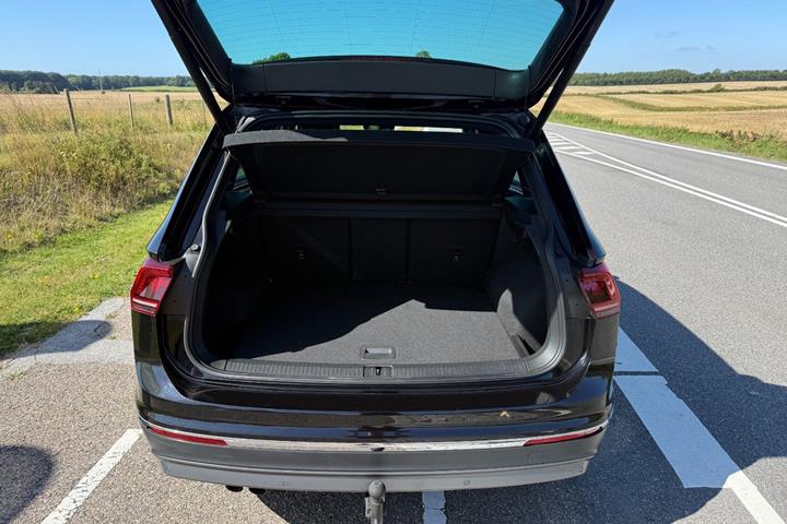 Sort VW Tiguan fra 2018