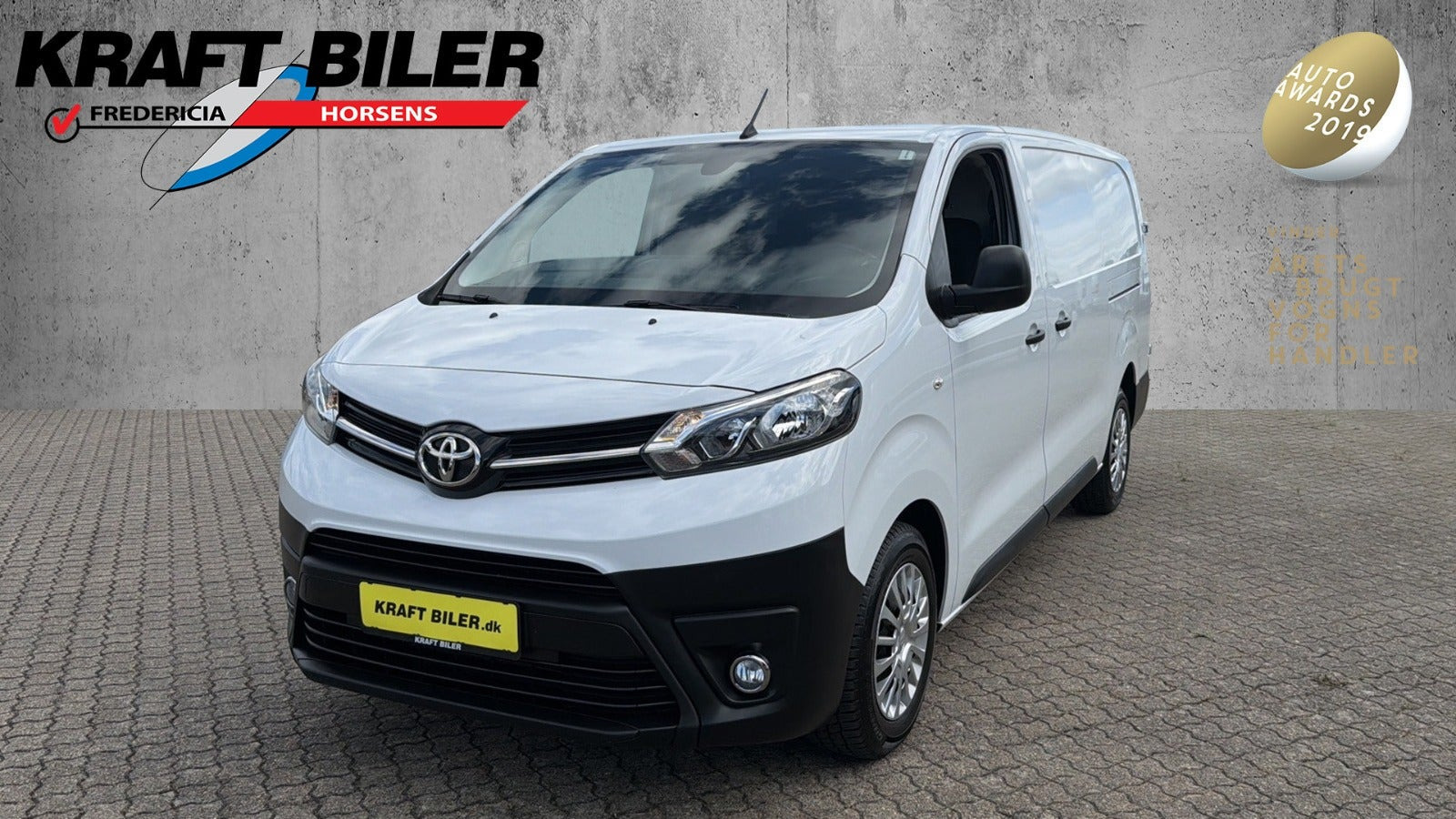 Hvid Toyota ProAce fra 2022