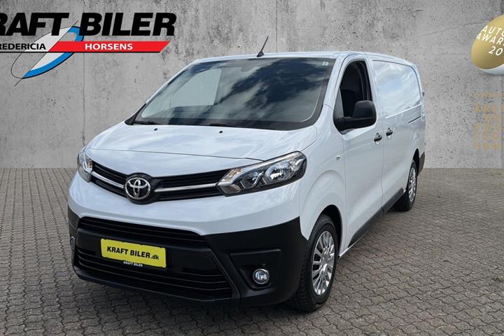 Hvid Toyota ProAce fra 2022