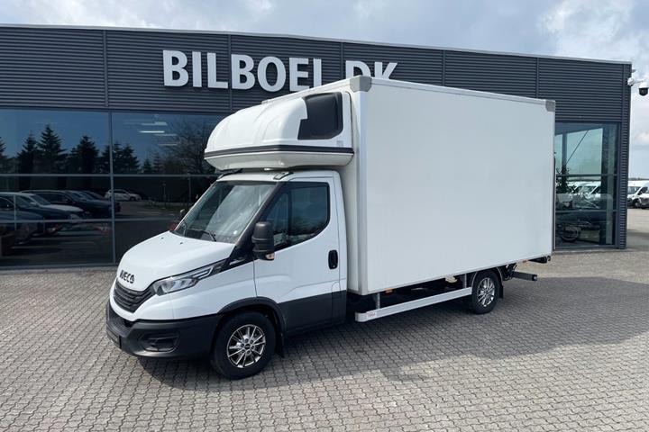 Hvid Iveco Daily fra 2025