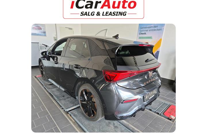 Grå Cupra Born fra 2022