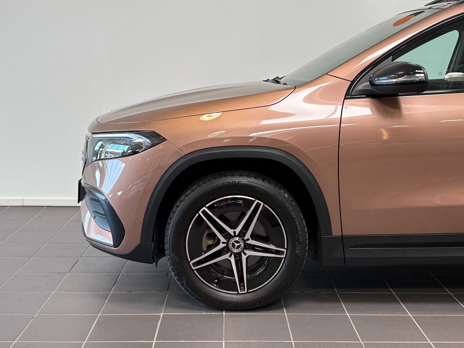 Bronze Mercedes EQA250+ fra 2023
