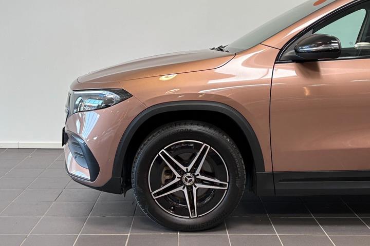 Bronze Mercedes EQA250+ fra 2023