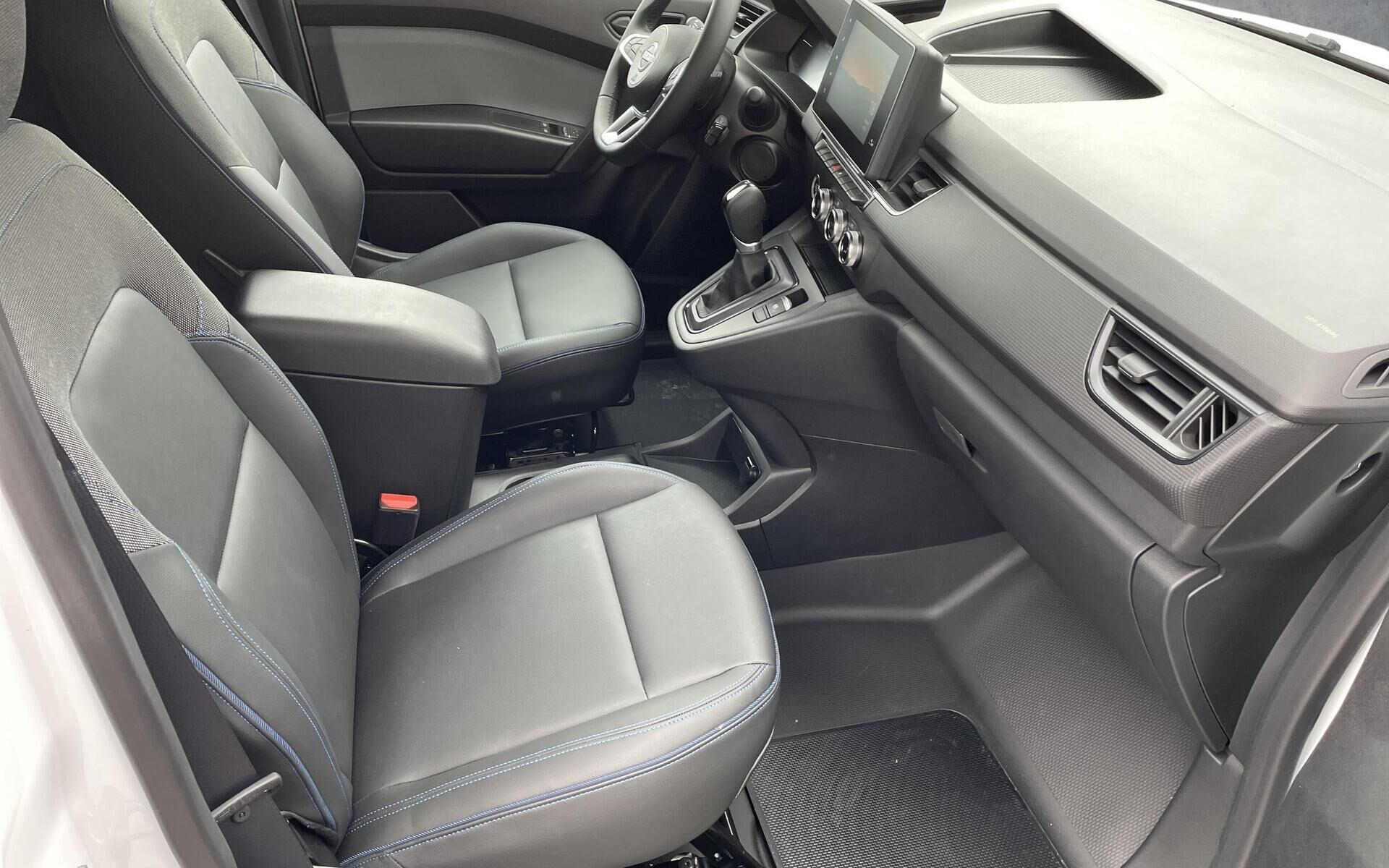 Hvid Nissan Townstar fra 2026