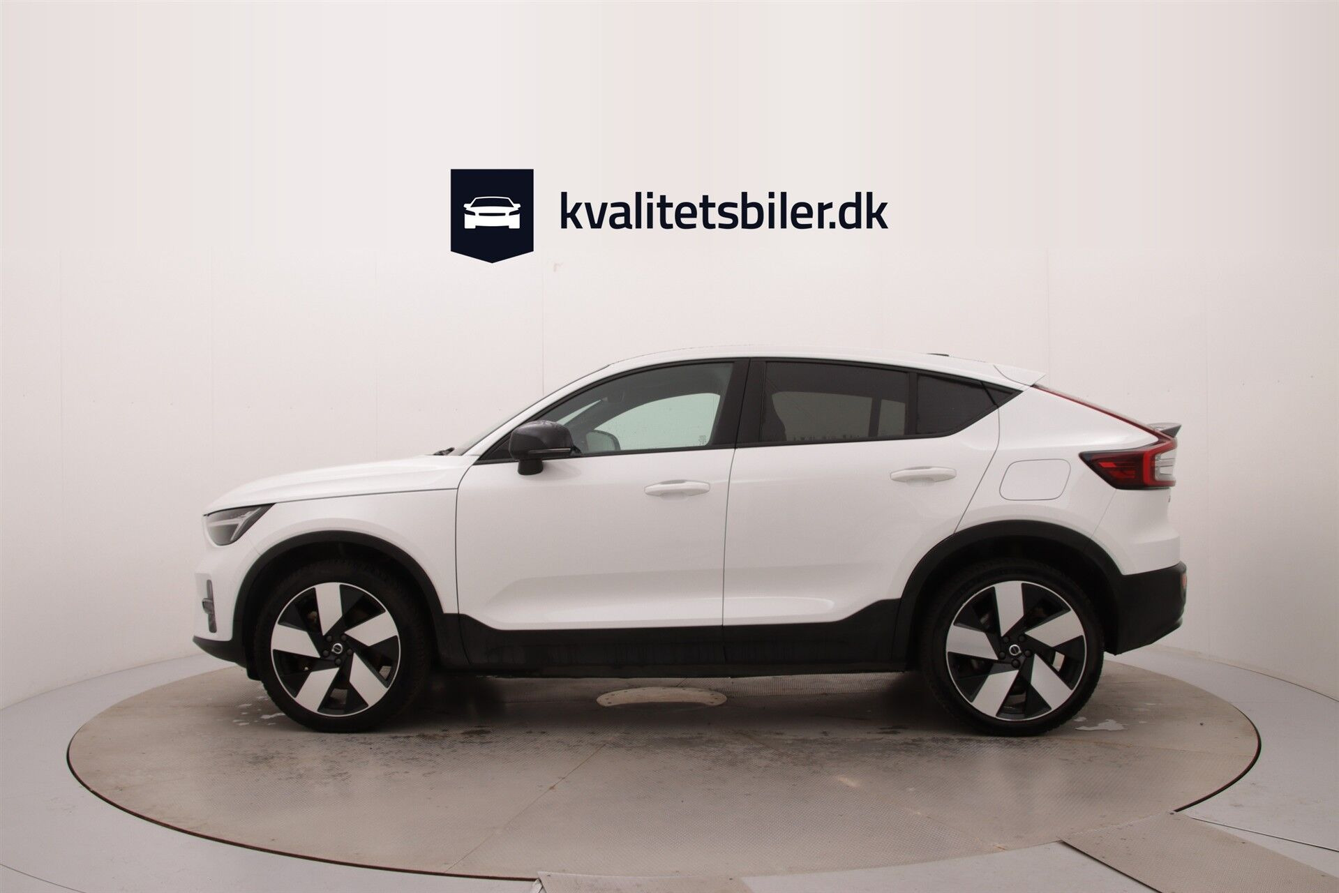 Hvid Volvo C40 fra 2023