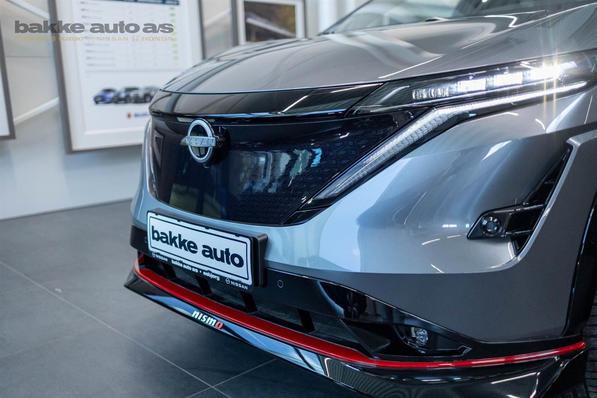 Grå Nissan Ariya fra 2026