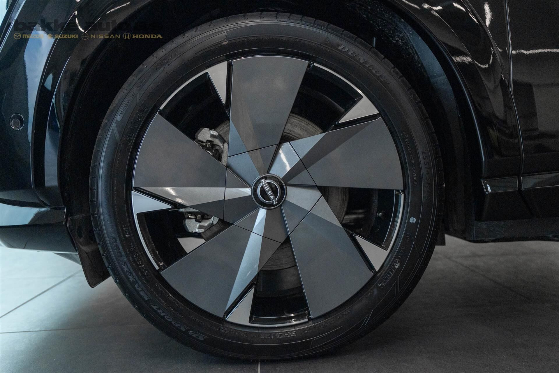Sort Nissan Ariya fra 2026