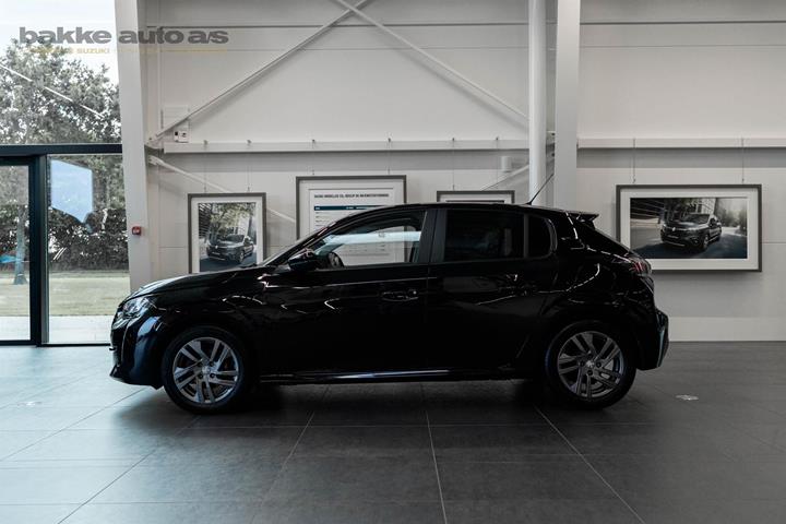 Sort Peugeot 208 fra 2021