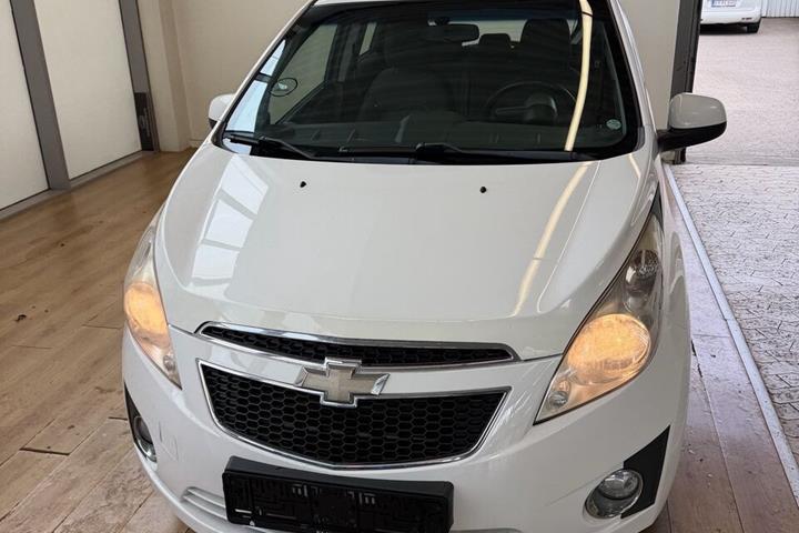 Hvid Chevrolet Spark fra 2011