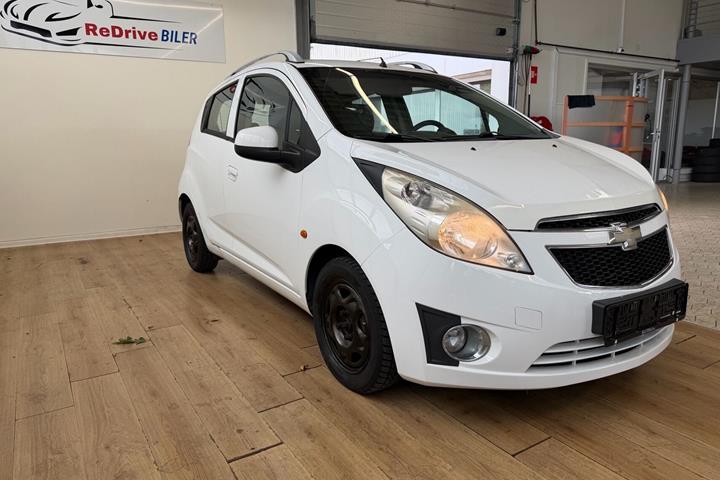 Hvid Chevrolet Spark fra 2011