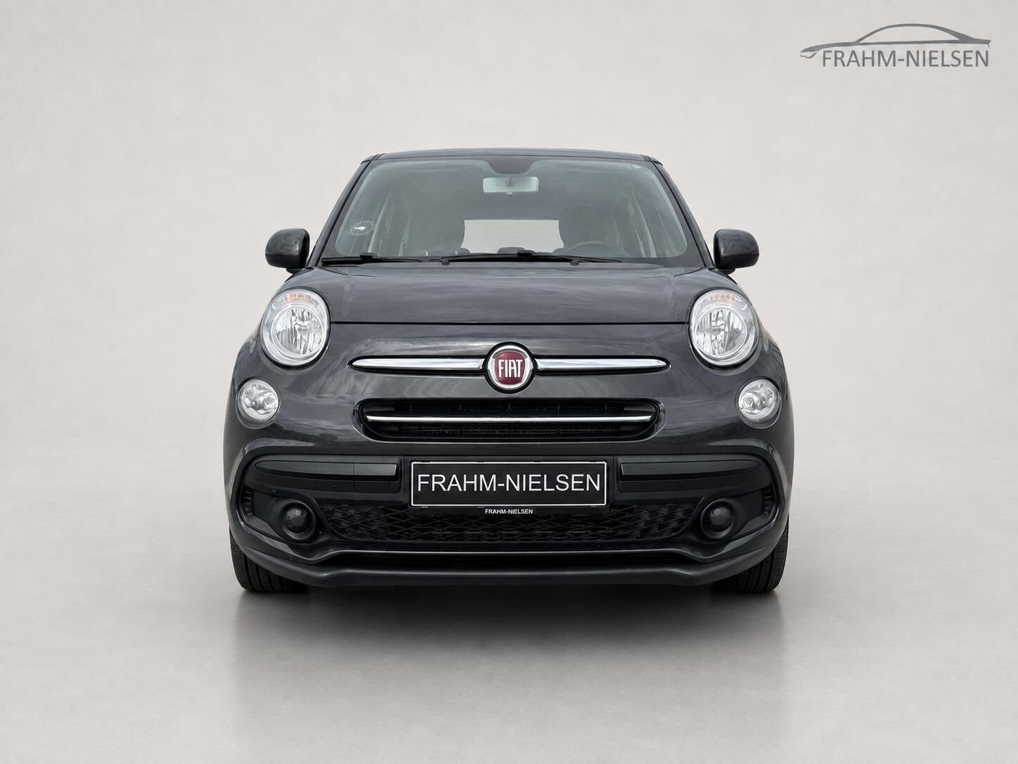 Grå Fiat 500L Wagon fra 2017