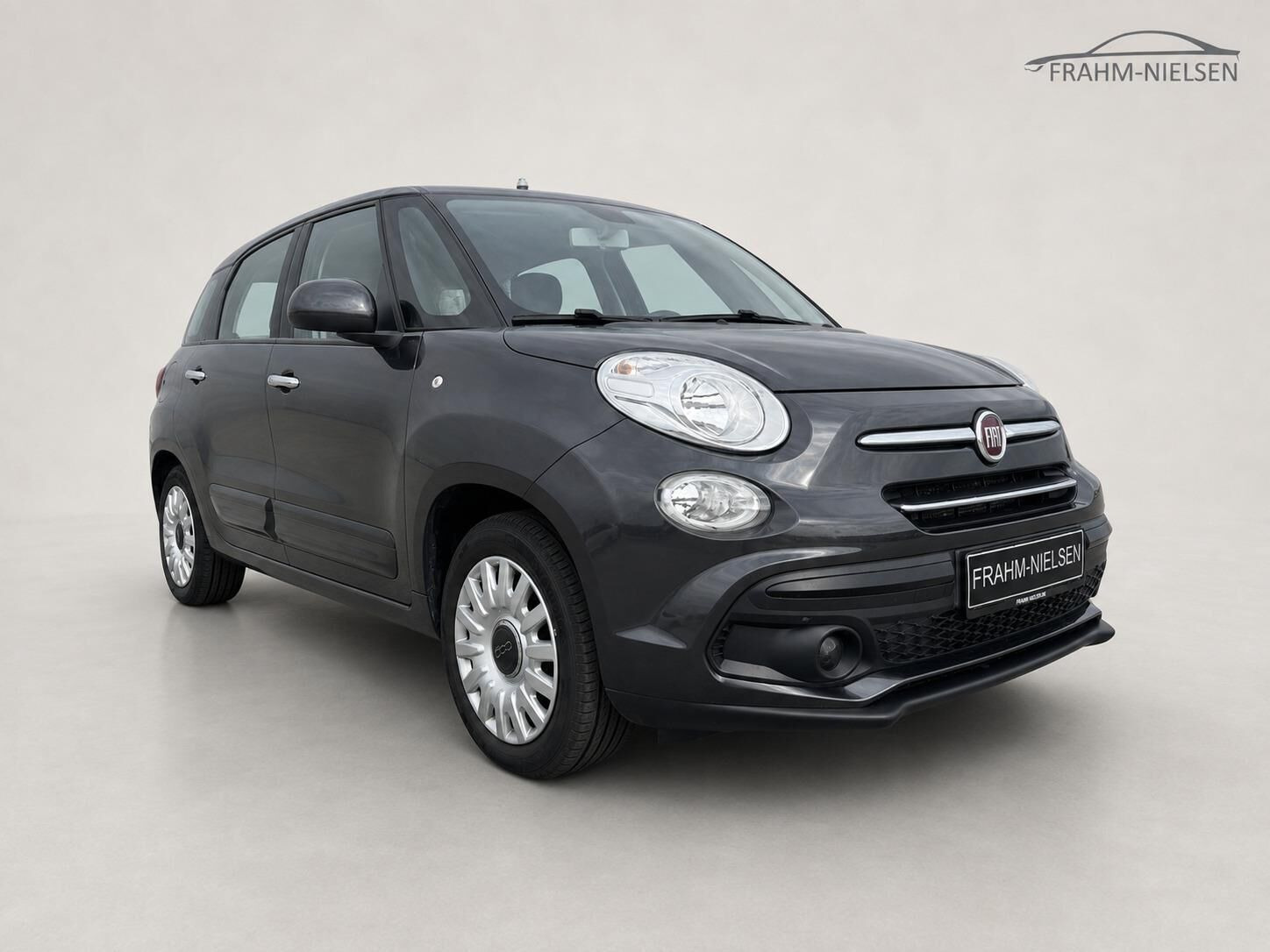 Grå Fiat 500L Wagon fra 2017