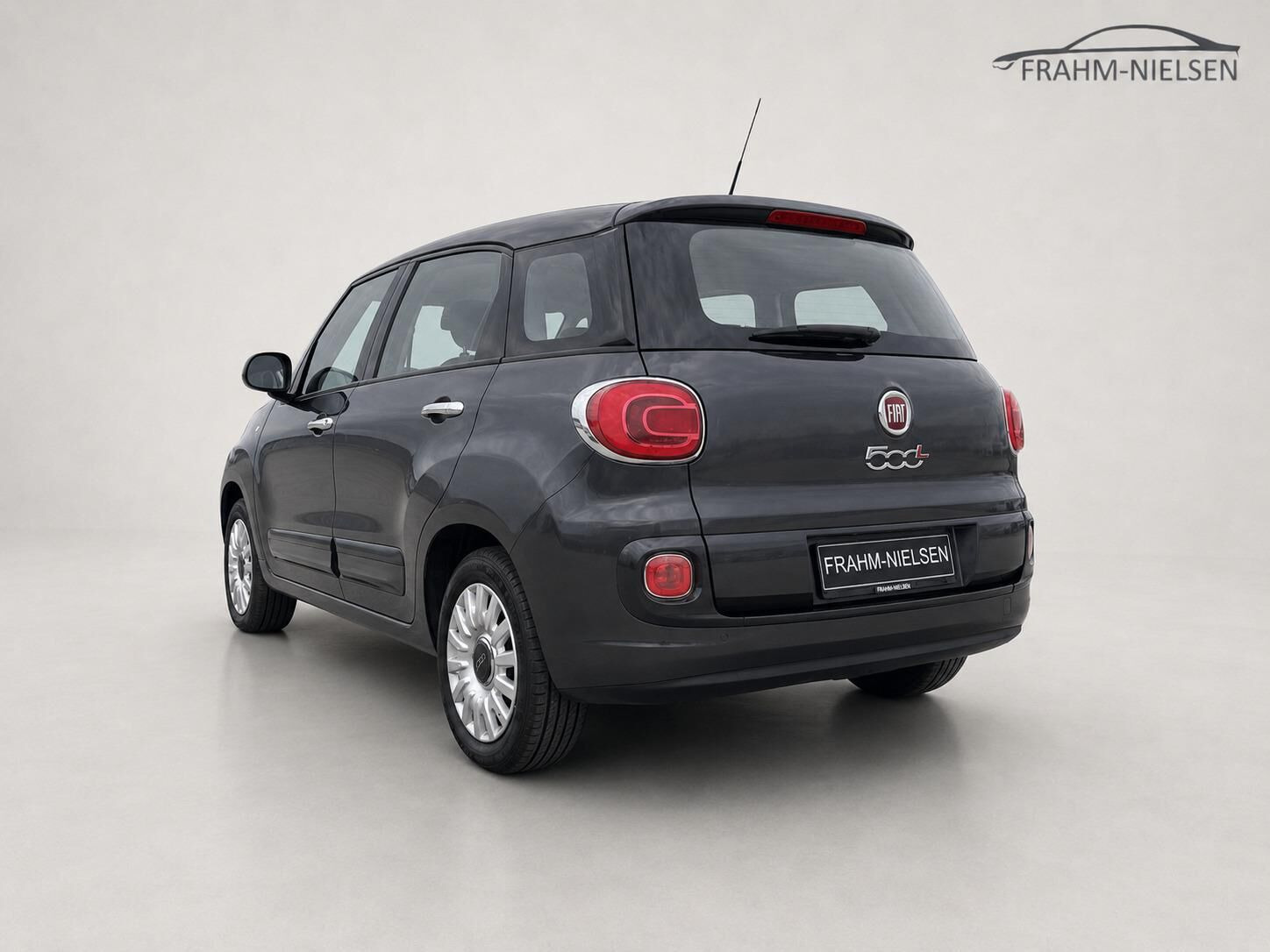 Grå Fiat 500L Wagon fra 2017