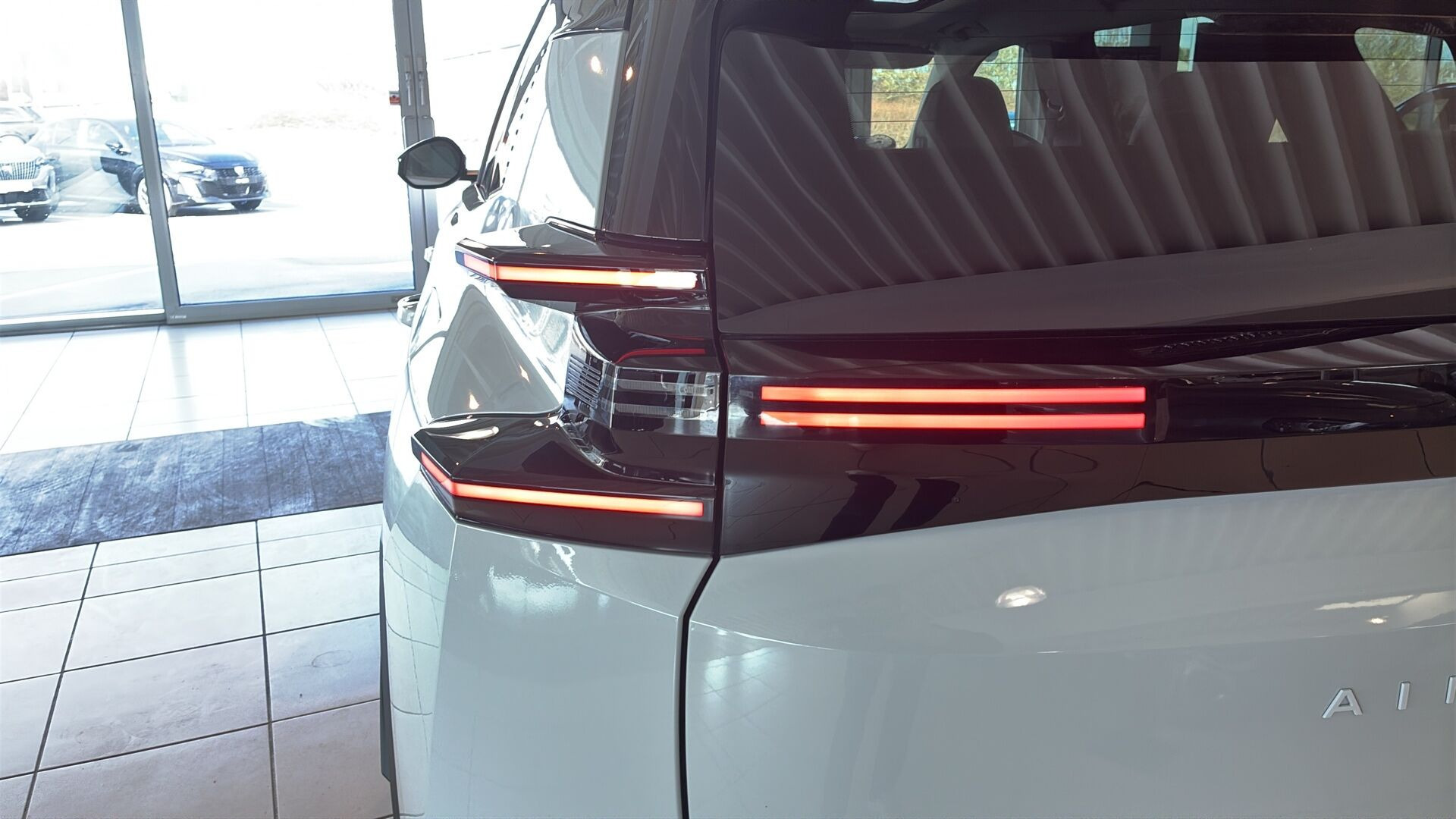 Hvid Citroën ë-C5 Aircross fra 2026