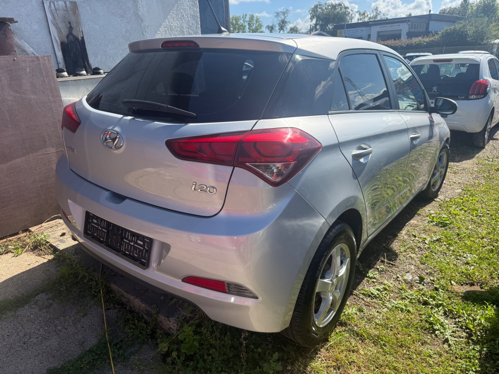 Sølv Hyundai i20 fra 2016