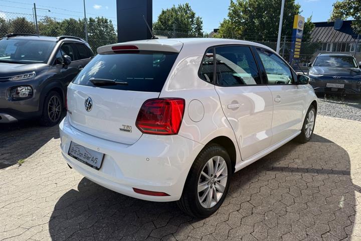 Hvid VW Polo fra 2015