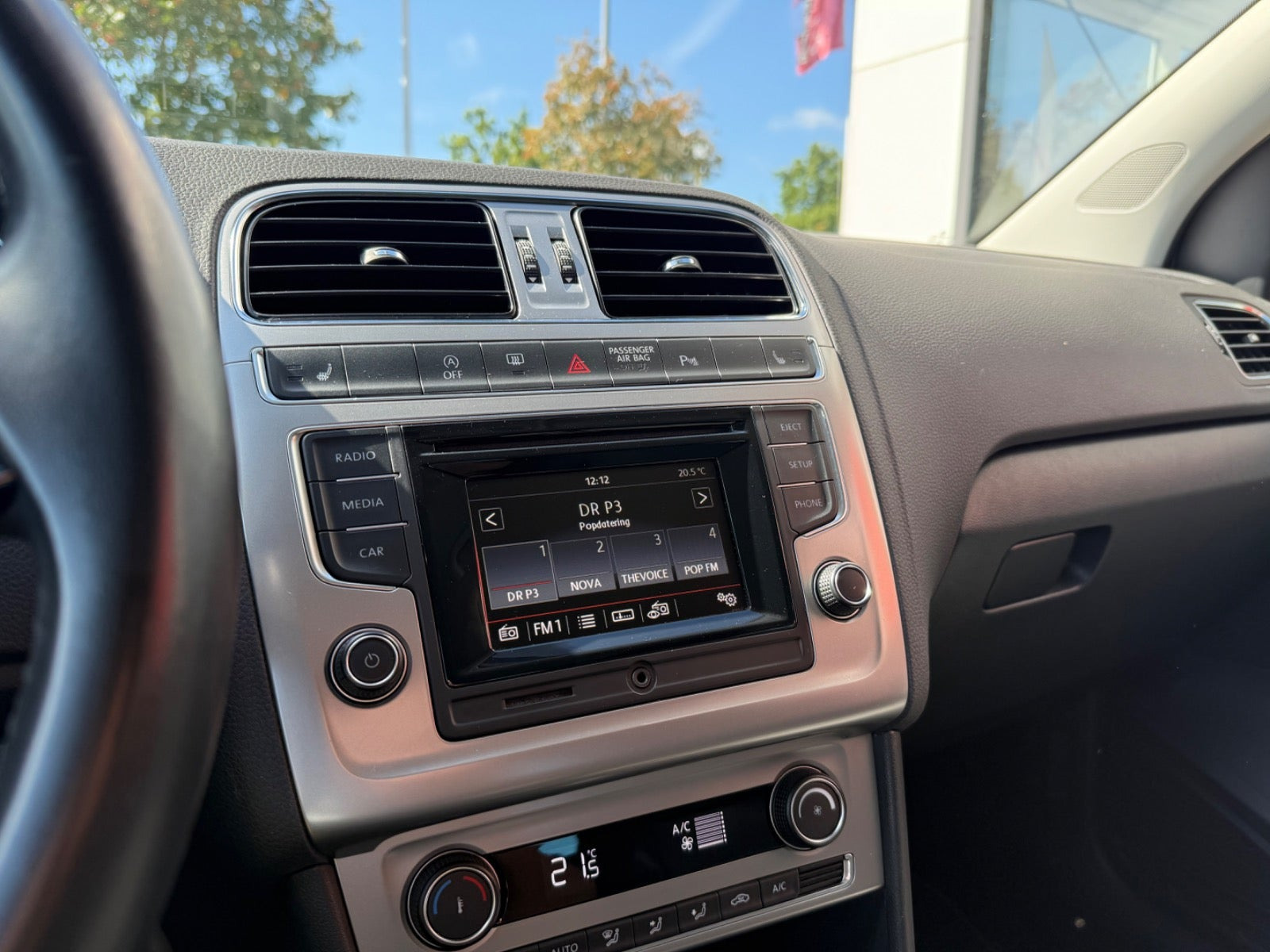 Hvid VW Polo fra 2015