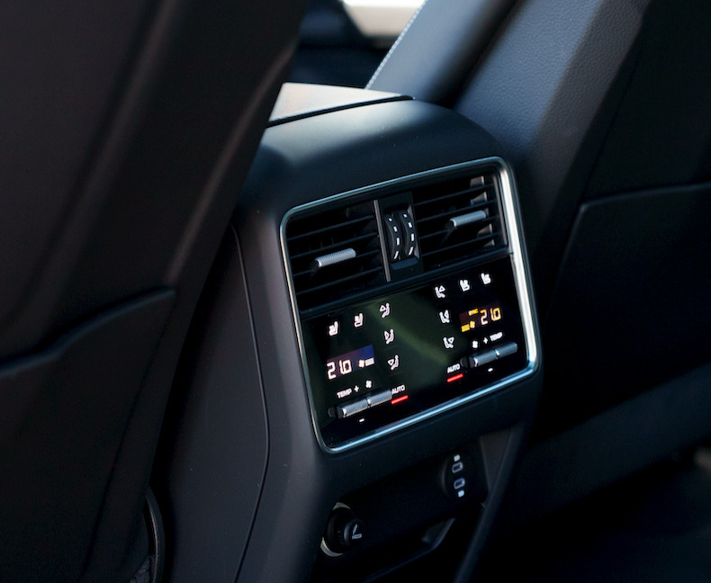 Hvid Porsche Cayenne Turbo S fra 2019