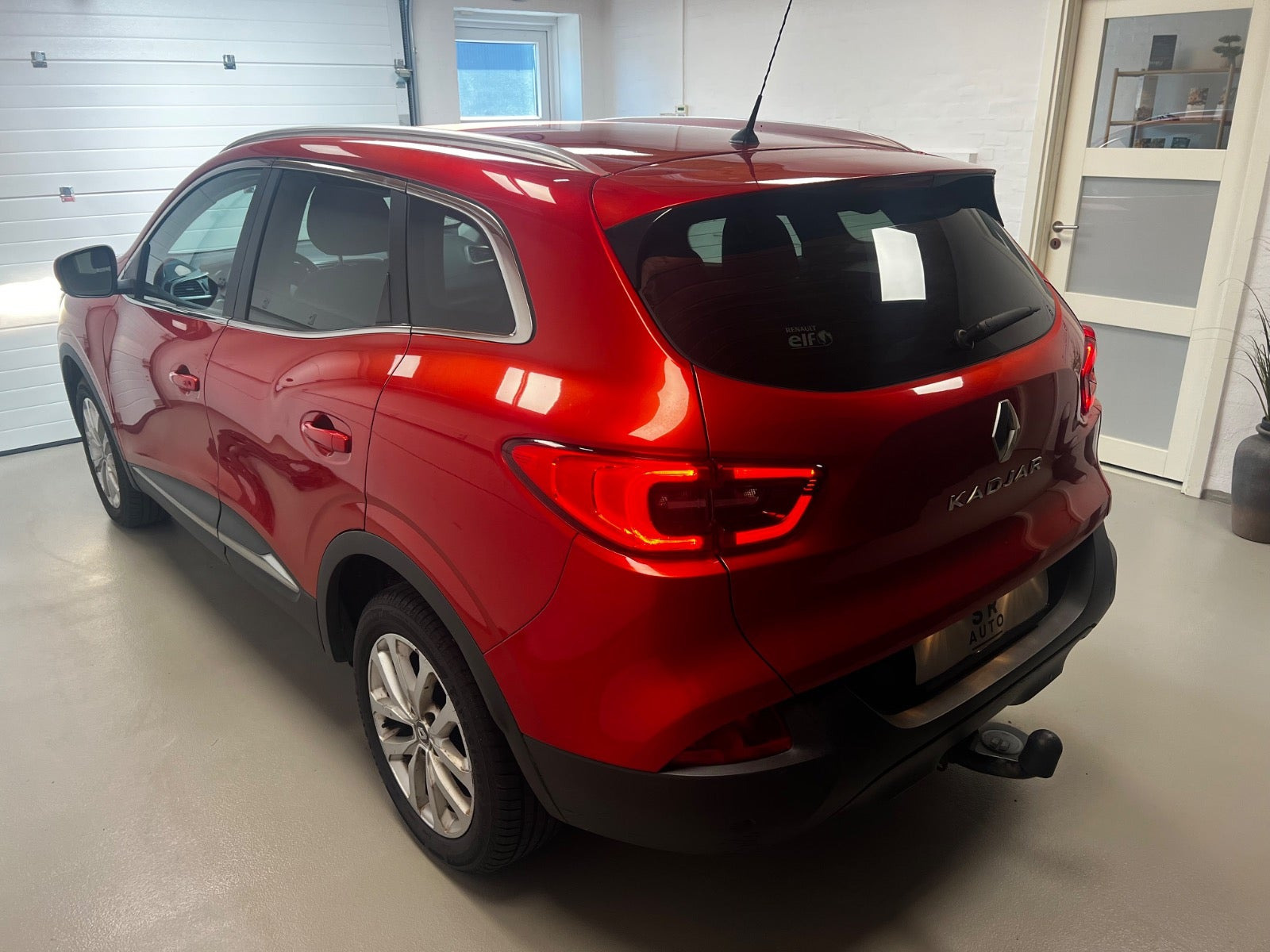 Grå Renault Kadjar fra 2015