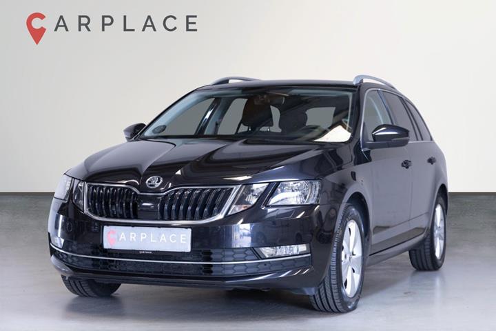 Sort Skoda Octavia fra 2020