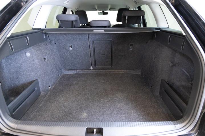 Sort Skoda Octavia fra 2020