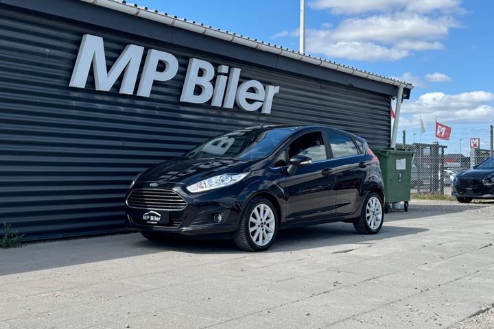 Sort Ford Fiesta fra 2016