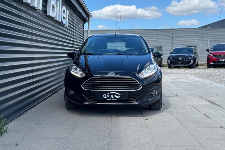 Sort Ford Fiesta fra 2016