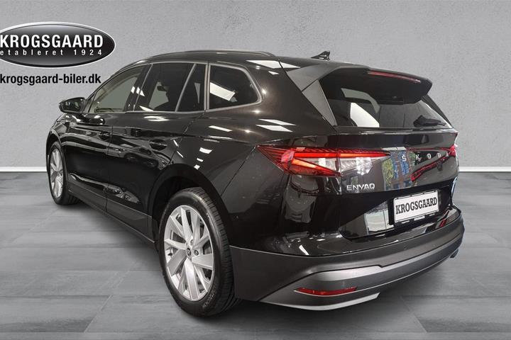 Sort Skoda Enyaq fra 2023