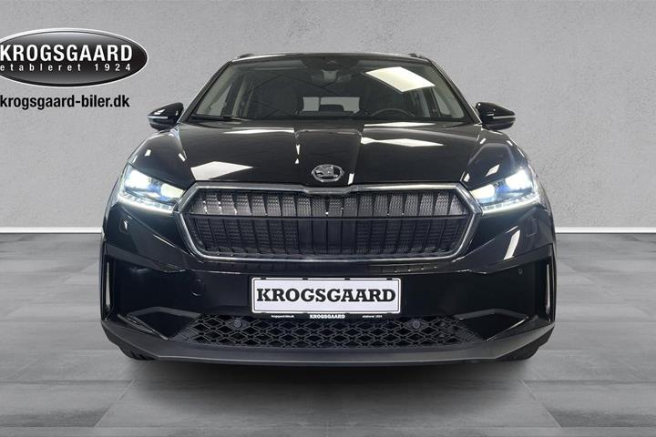 Sort Skoda Enyaq fra 2023