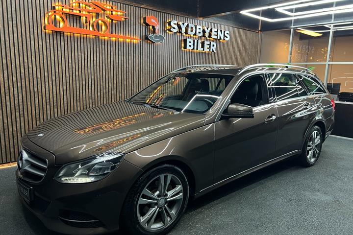 undefined Mercedes E220 fra 2014 set udefra