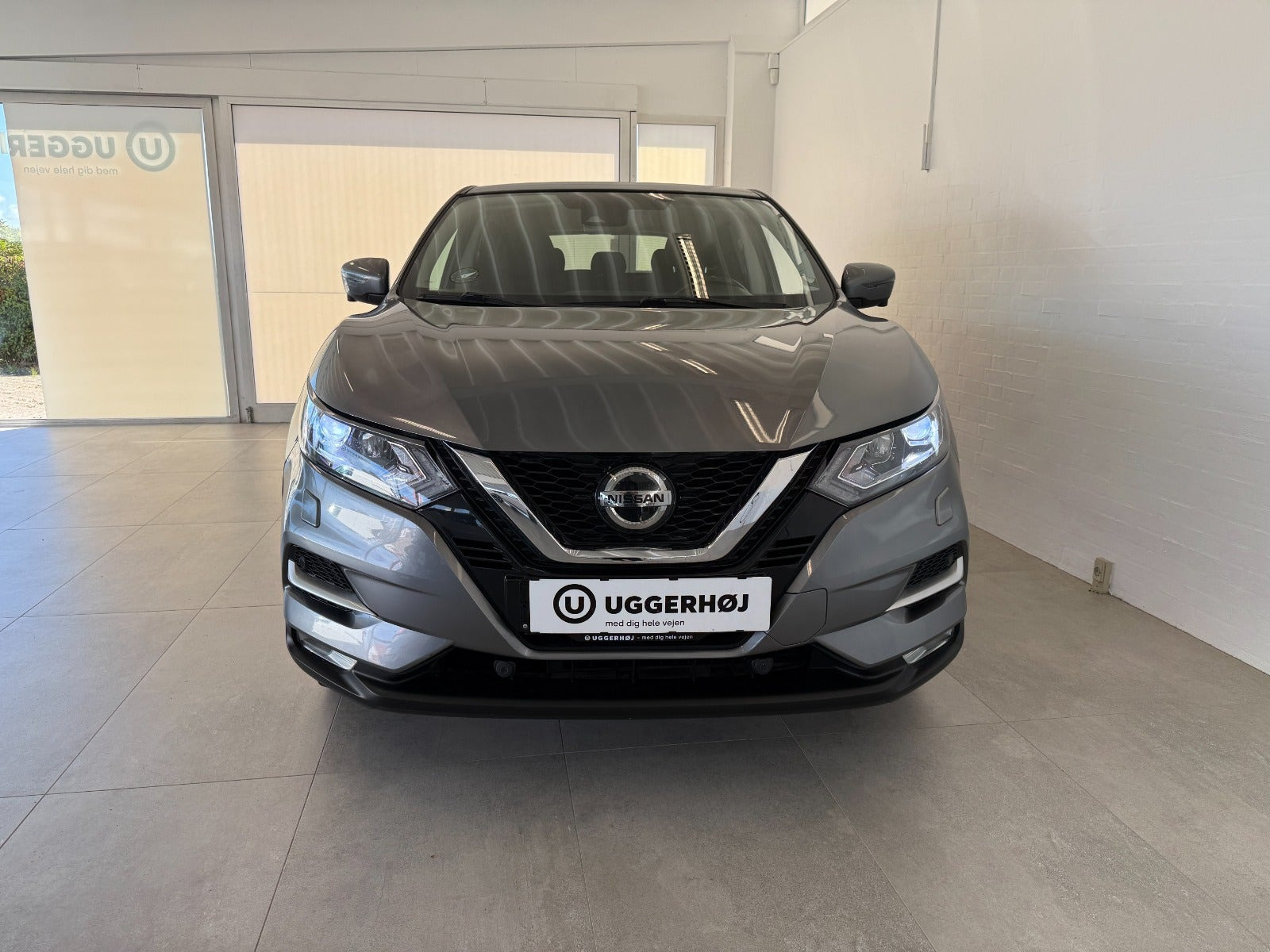 Grå Nissan Qashqai fra 2019