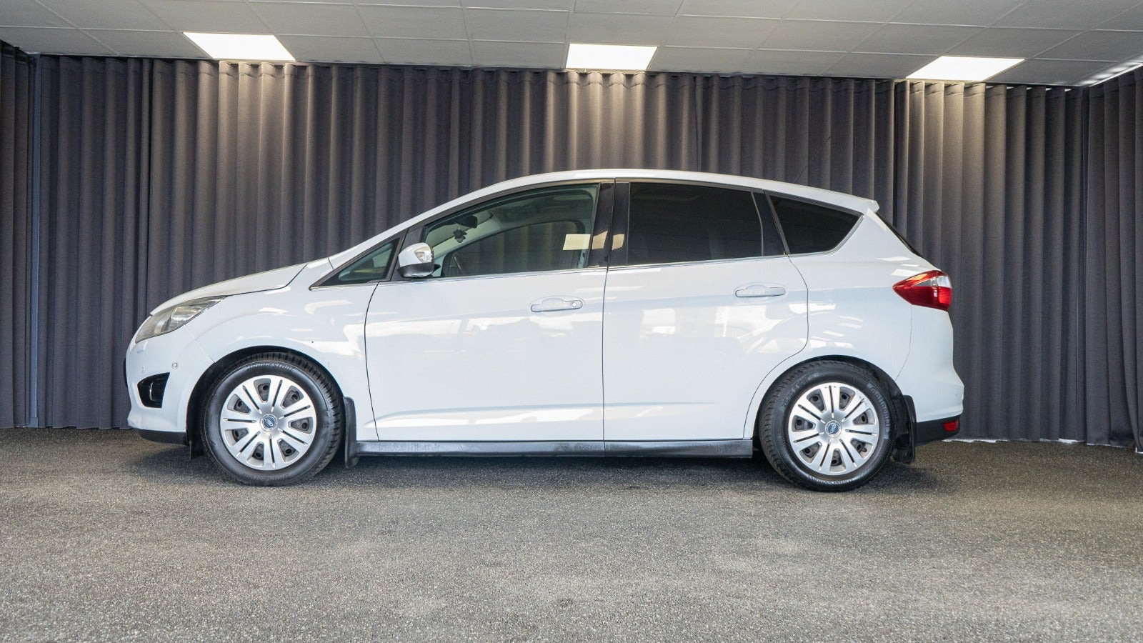 Hvid Ford C-MAX fra 2014
