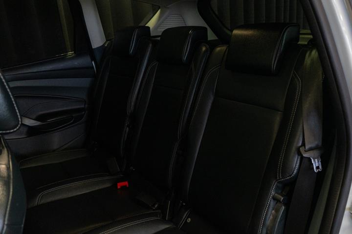 Hvid Ford C-MAX fra 2014