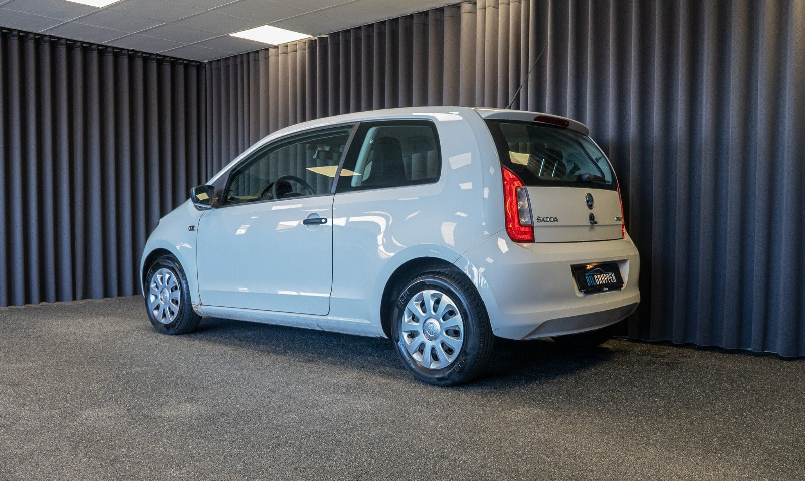 Hvid Skoda Citigo fra 2013