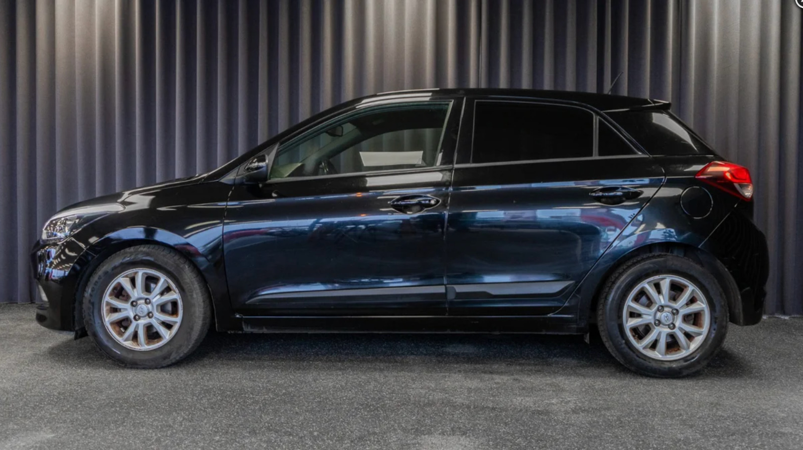 Sort Hyundai i20 fra 2017