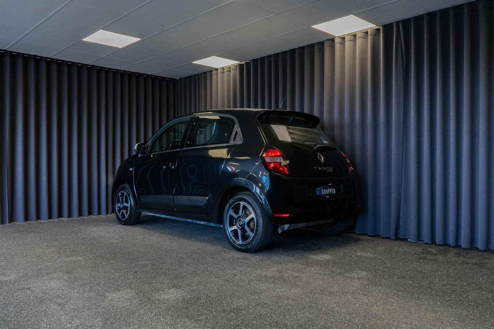 Sort Renault Twingo fra 2016