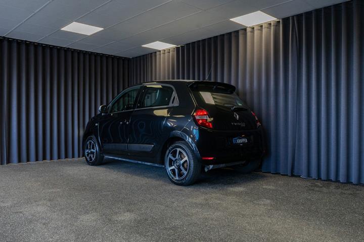 Sort Renault Twingo fra 2016