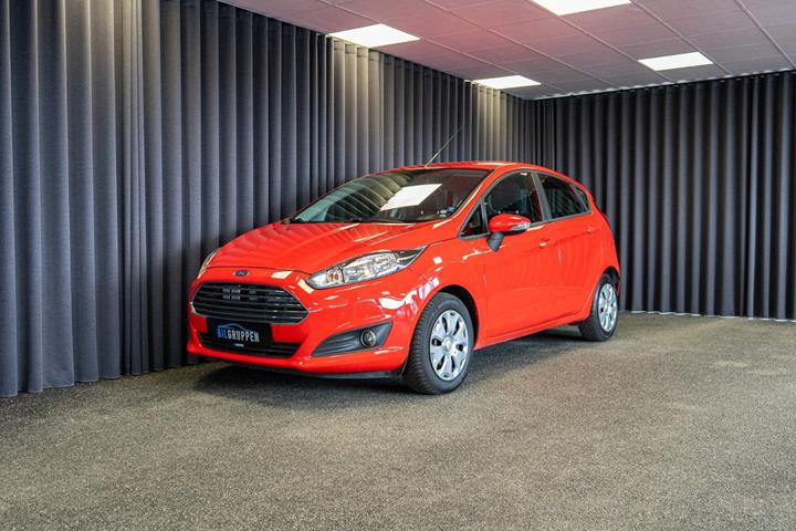 Rød Ford Fiesta fra 2017