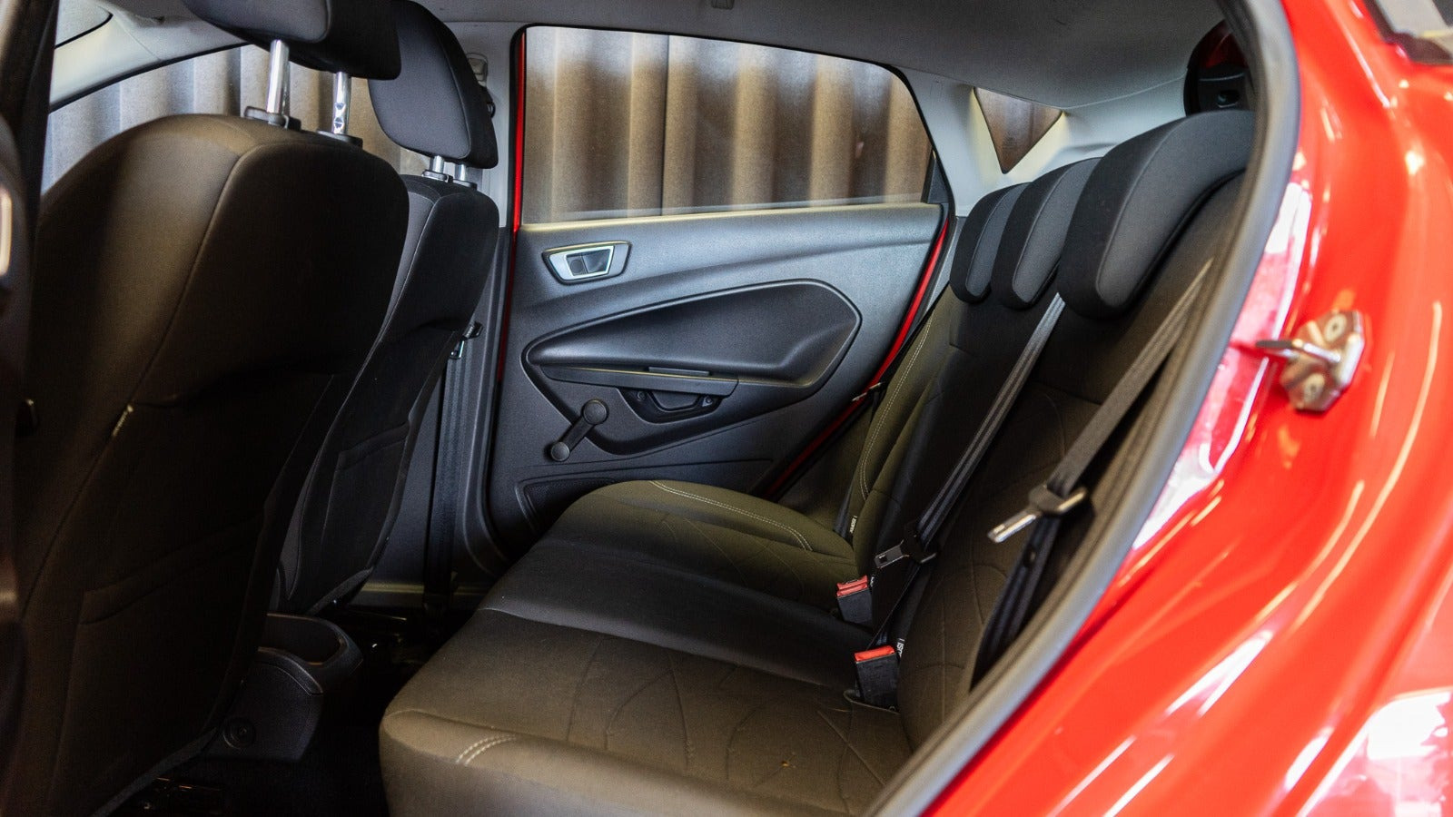 Rød Ford Fiesta fra 2017