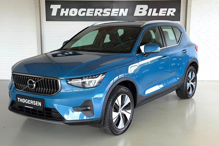 Sort Volvo XC40 fra 2023
