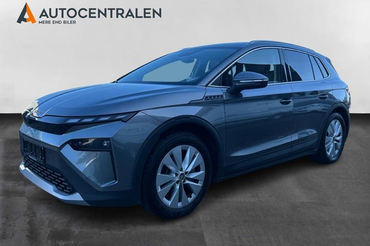 Grå Skoda Elroq fra 2025 set udefra