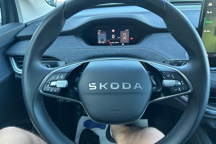 Grå Skoda Elroq fra 2025