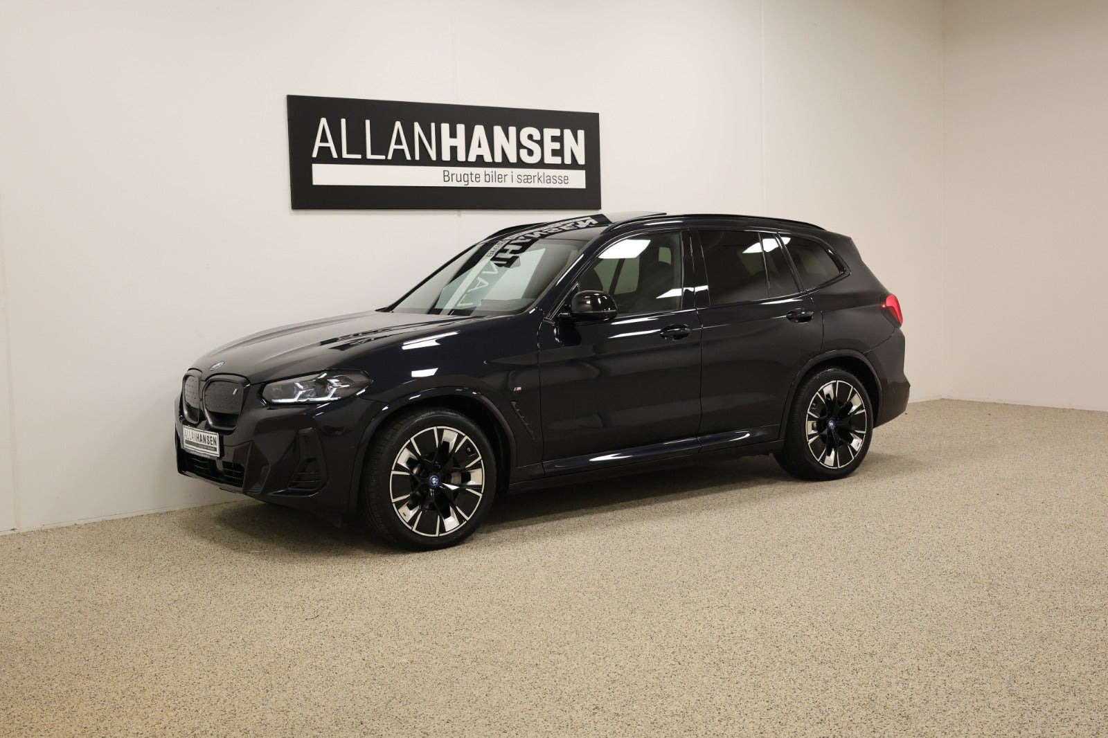 BMW iX3 Charged Plus M-Sport