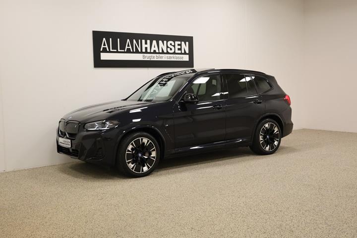 Sort BMW iX3 fra 2022