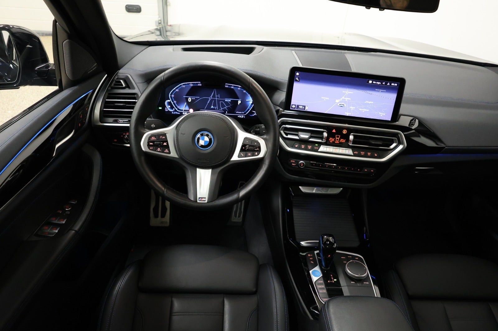 Sort BMW iX3 fra 2022