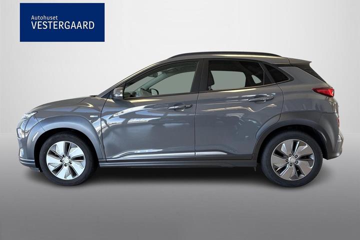 Grå Hyundai Kona fra 2021