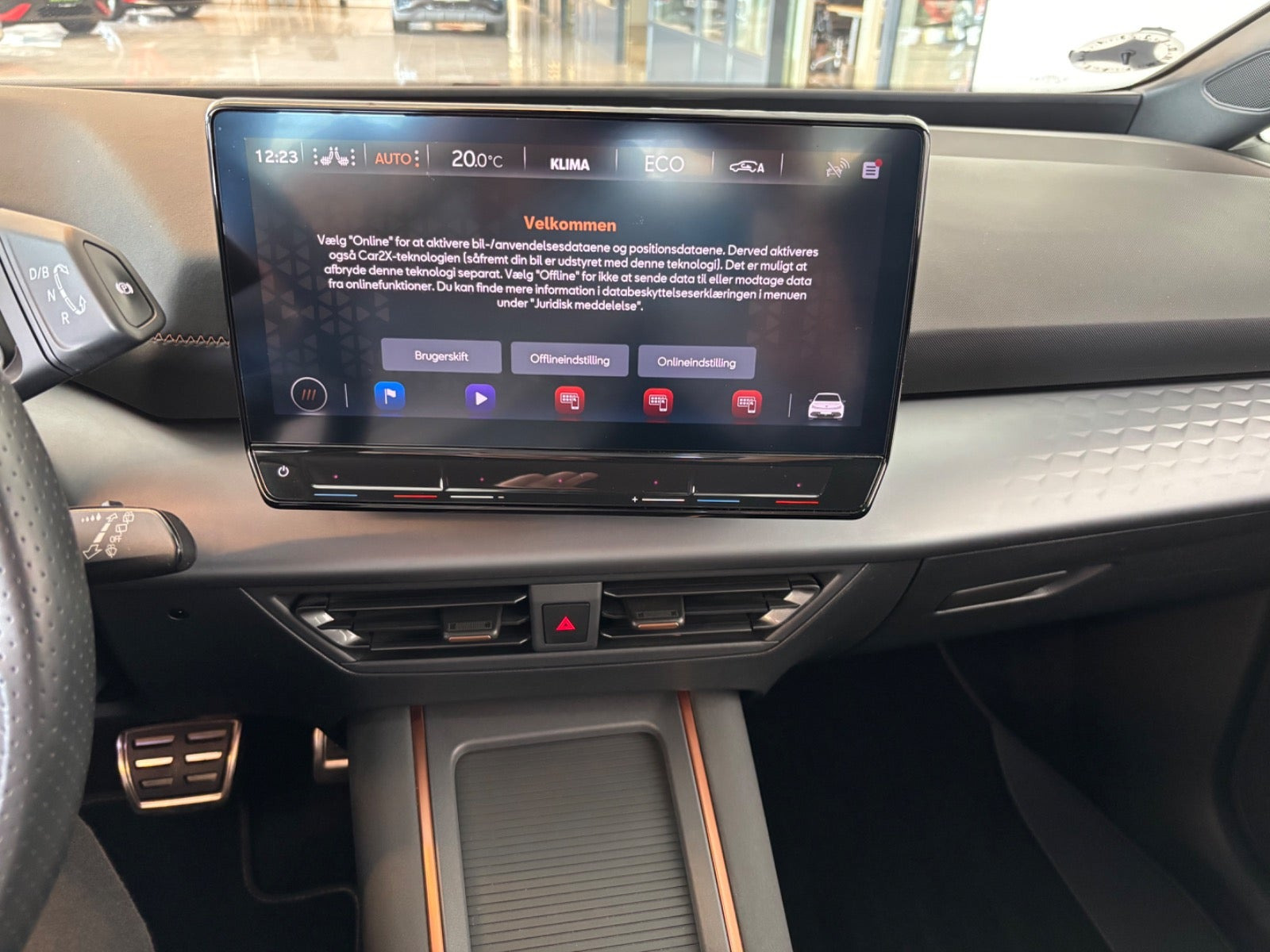 Grå Cupra Born fra 2024